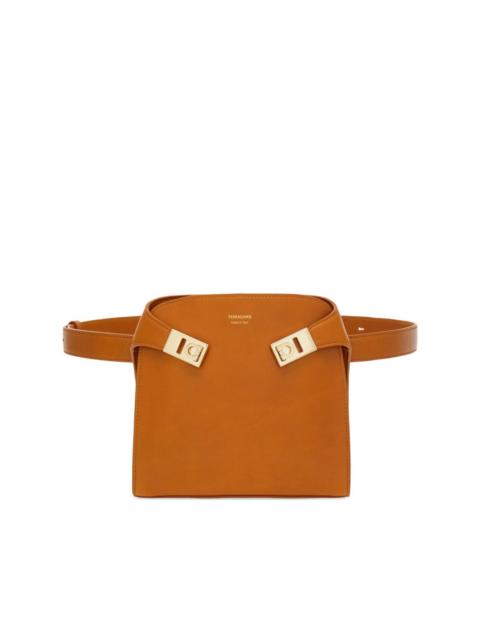 Hug logo-detail belt bag