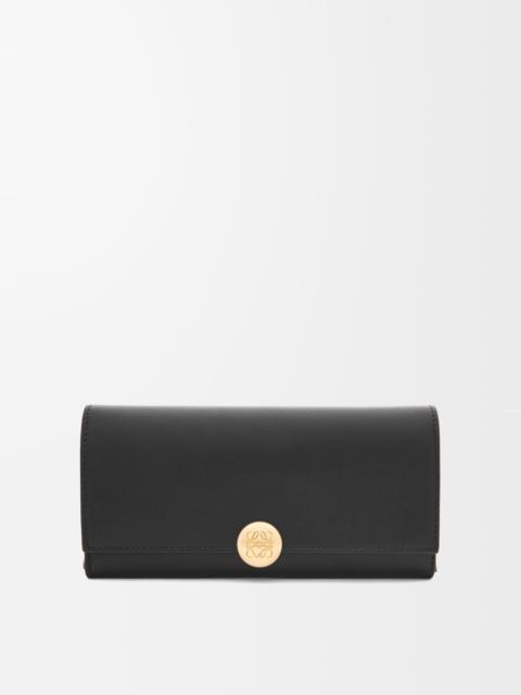 Pebble continental wallet in shiny nappa calfskin