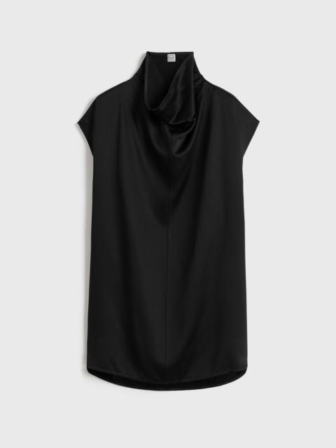 Sleeveless funnel-neck top black