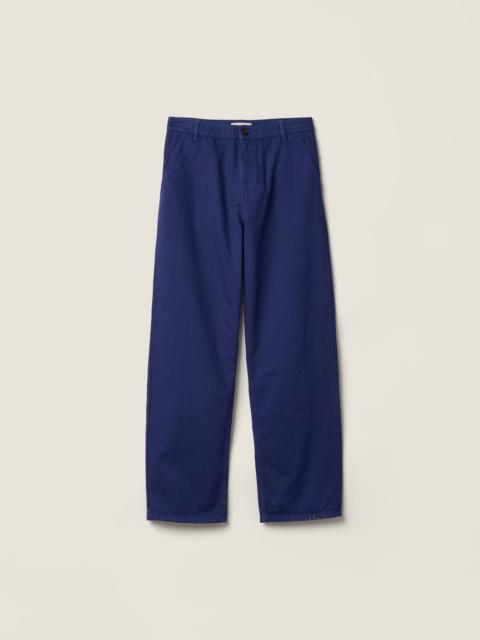 Garment-dyed gabardine pants