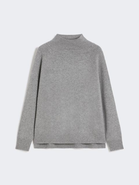 ALCALI Cashmere yarn turtleneck