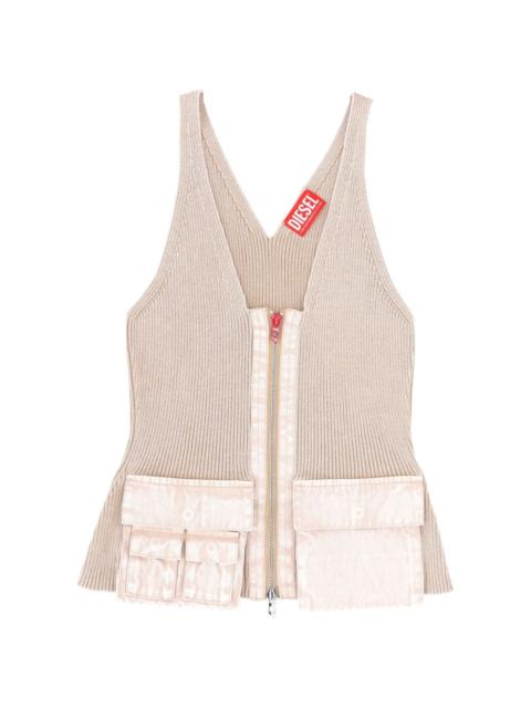 V-neck pocket cotton top