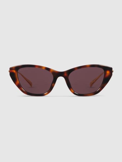 Cat eye frame sunglasses
