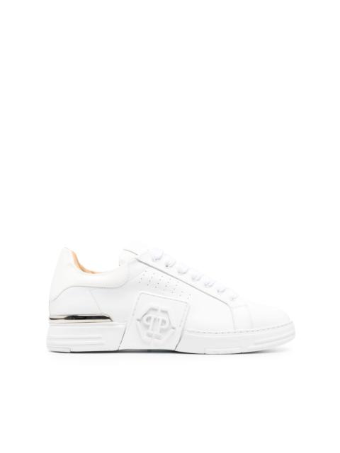 Hexagon low-top sneakers