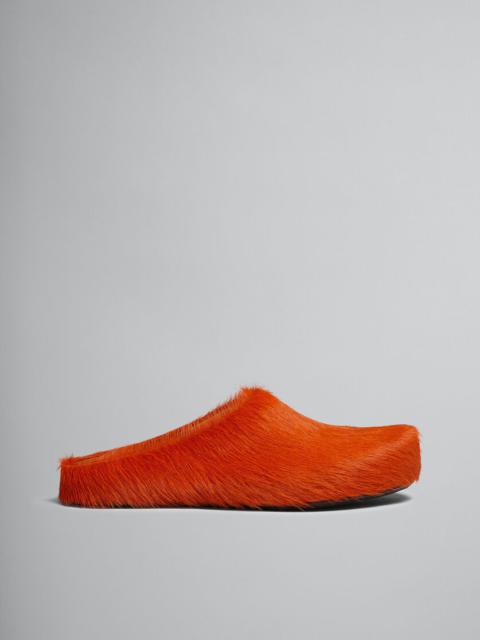 ORANGE LONG HAIRCALFSKIN FUSSBETT SABOT