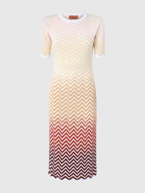 Dégradé chevron motif midi dress