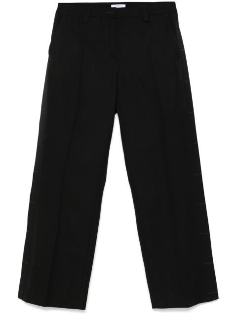 wide trousers