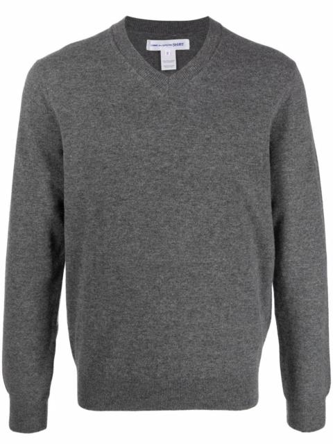 V-neck fine-knit jumper