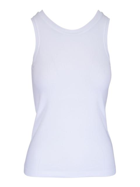 sleeveless top