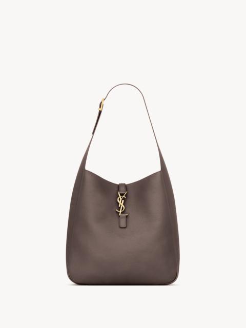 LE 5 À 7 SUPPLE LARGE IN GRAINED LEATHER