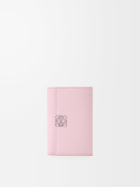 Anagram small vertical wallet in pebble grained calfskin