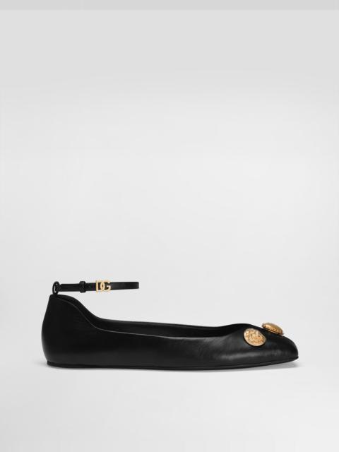 Leather ballet flats with embroidery