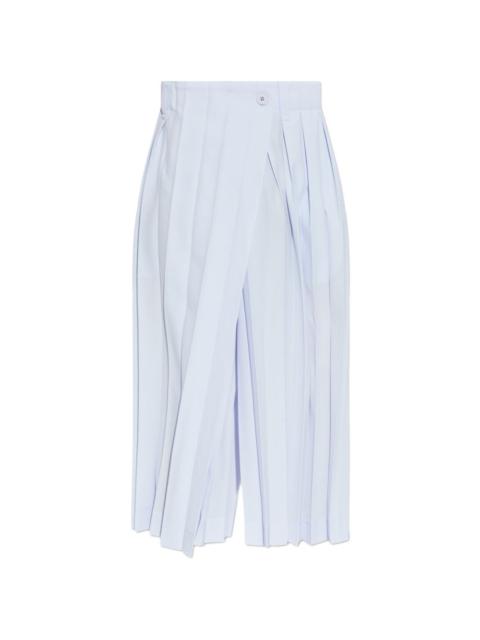 pleated button trousers