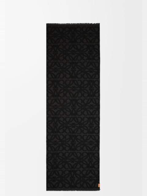 Scarf in wool and silk