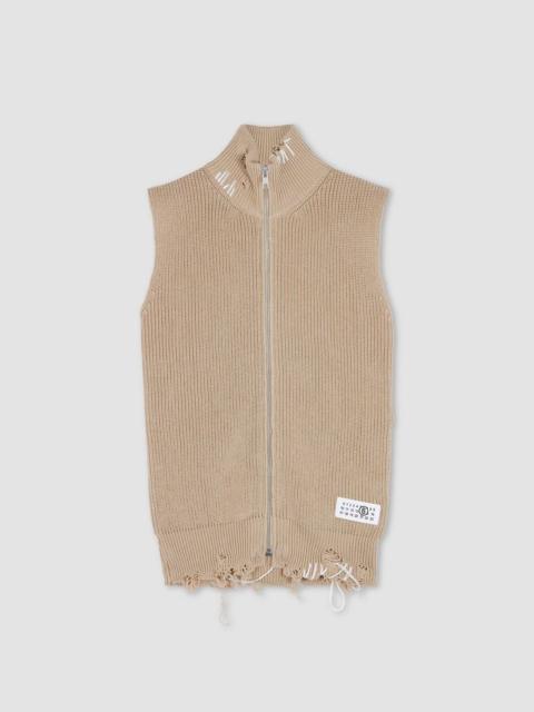 Knitted vest