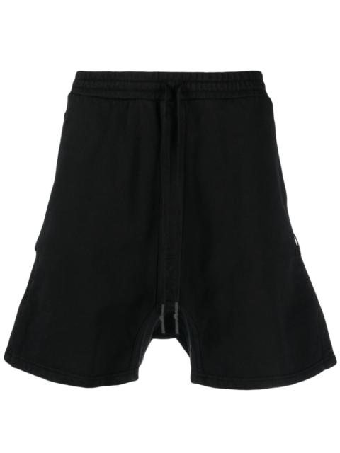 drawstring-waist cotton shorts