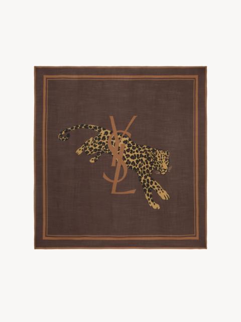 CASSANDRE SQUARE SCARF IN WOOL TWILL