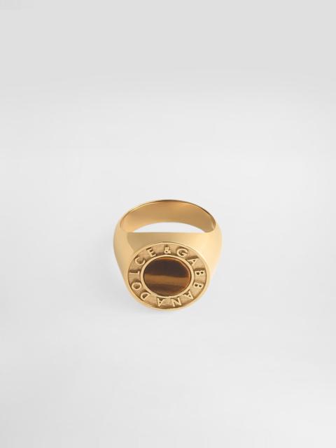 Logo ring with stone