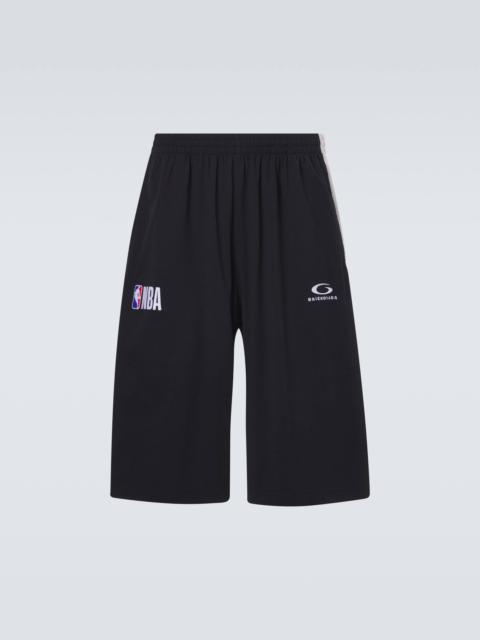 x NBA logo cotton fleece shorts