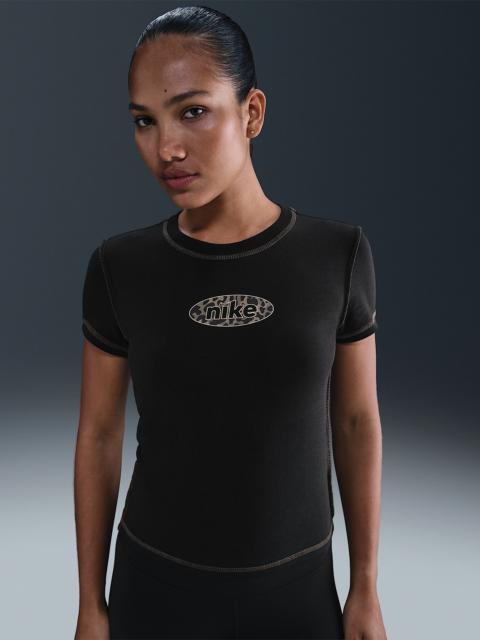 Nike Sportswear Chill Knit Women's Slim Cropped Top