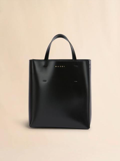 MUSEO SMALL BAG IN BLACK LEATHER