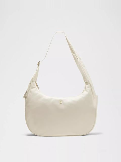 City Essentials Oversized Shoulder Bag 18L