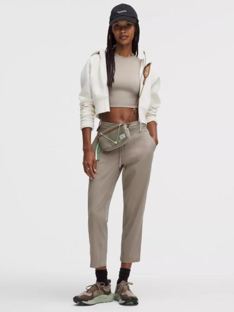 Dance Studio Mid-Rise Cropped Pant