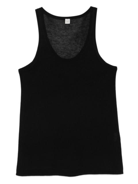 scoop-neck tank top