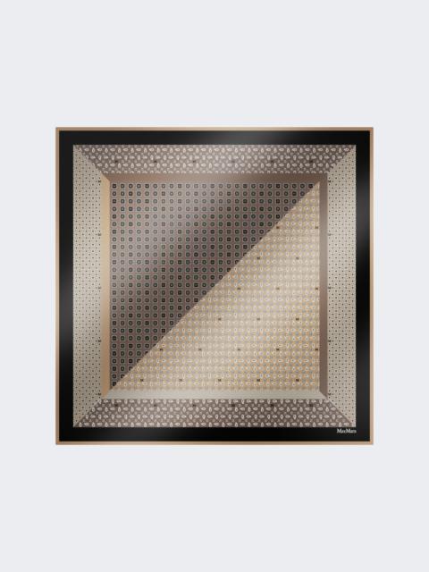 MXACARRE90W1 Printed silk oversized scarf