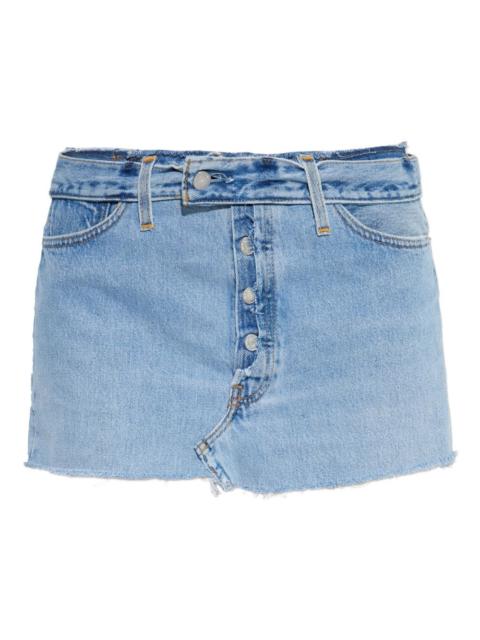 button-fastening frayed denim skirt
