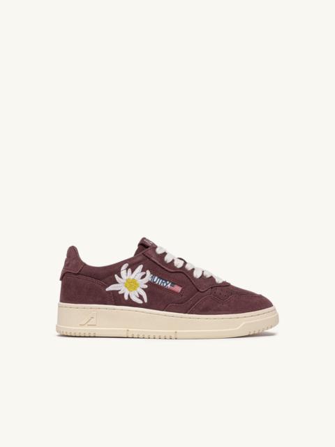 MEDALIST LOW SNEAKERS IN SUEDE COLOR CHIANTI