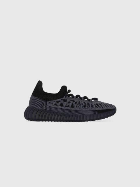 YEEZY 350 V2 CMPCT "SLATE ONYX"