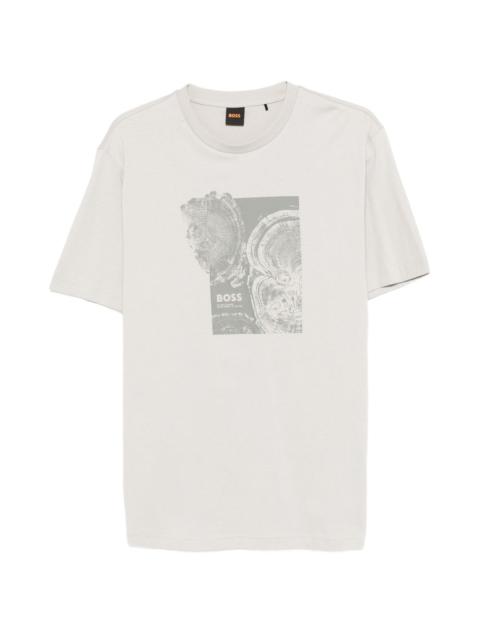 graphic-print T-shirt