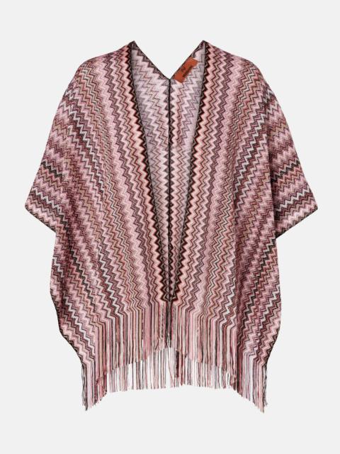 Zigzag fringed scarf