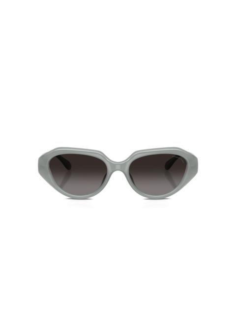 cat-eye frame sunglasses