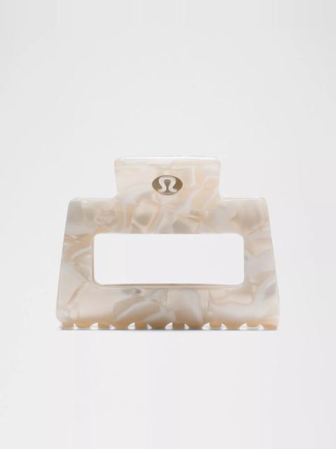 Medium Claw Hair Clip