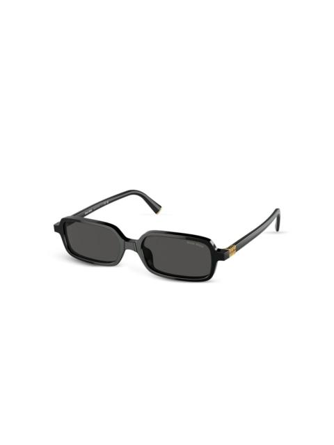 rectangle-frame sunglasses