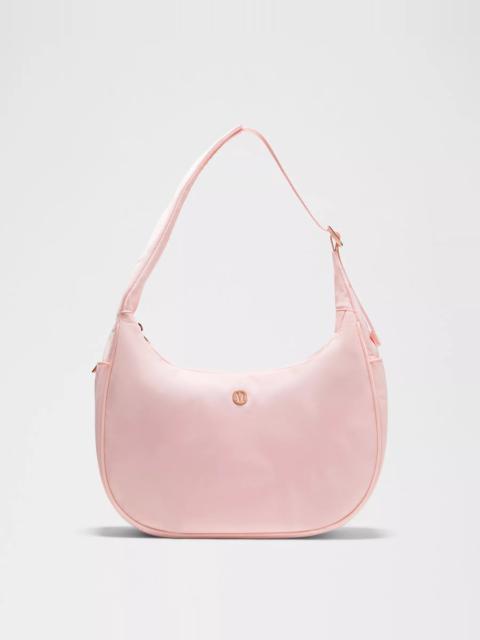 City Essentials Shoulder Bag 4L