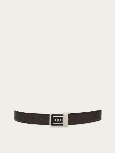 Reversible and adjustable belt