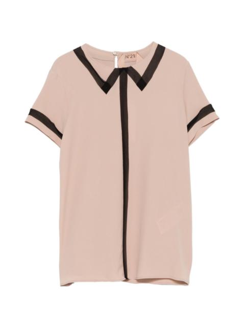polo-collar blouse