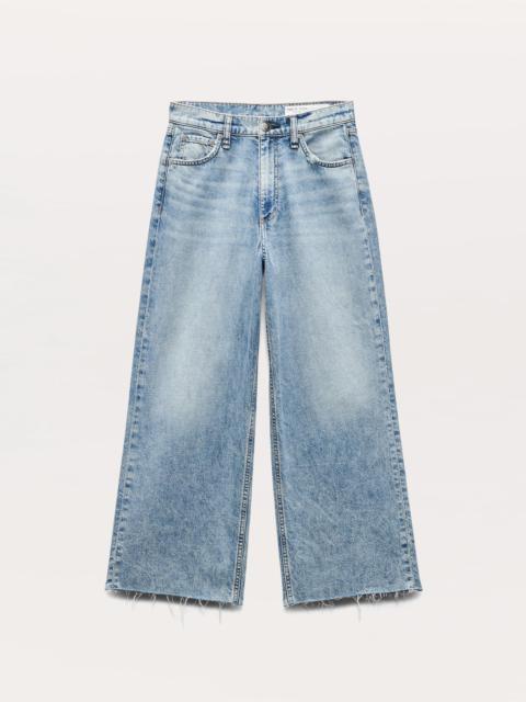 Featherweight Andi Ankle-Length Jeans
Featherweight Denim