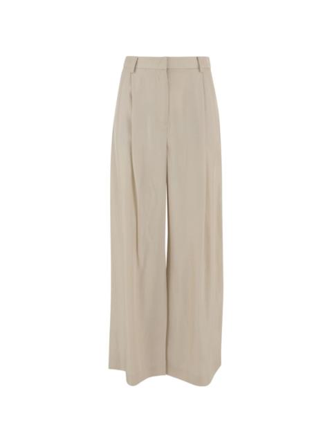 pleated trousers