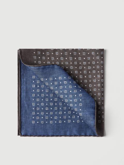 Silk patterned pocket square