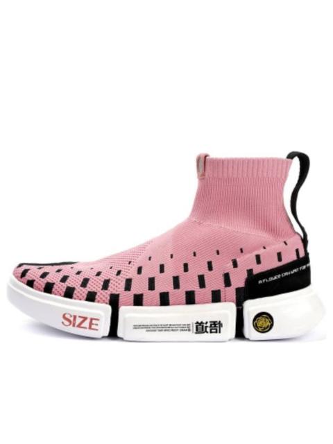 Li-Ning Wade Essence 2 x Size? AGWN009-7