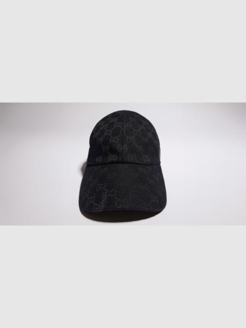GG baseball hat with Web