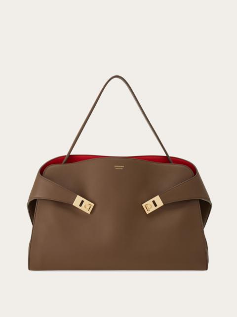 Hug Soft bicolor handbag (M)