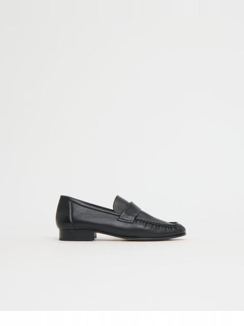 RUCHED LOAFER
