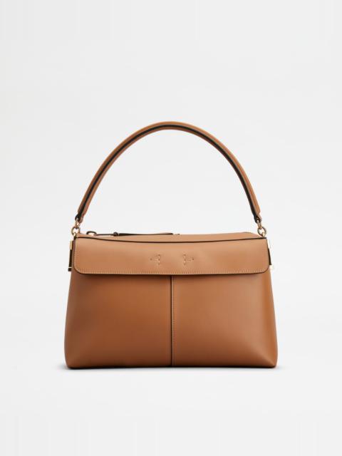 TOD'S T CASE BAULETTO IN LEATHER SMALL - BROWN