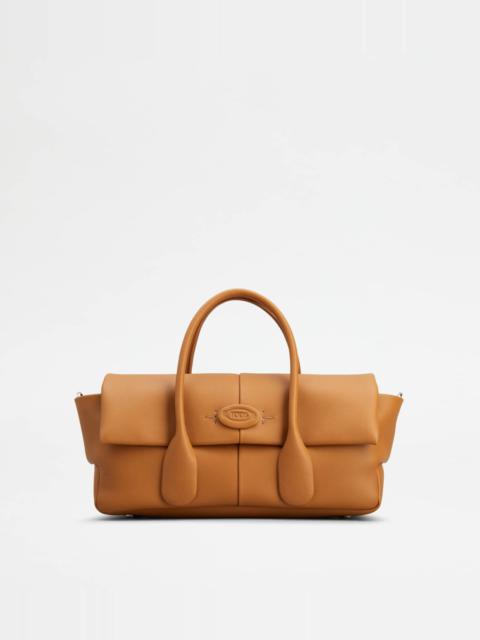 TOD'S DI BAG REVERSE EW FLAP IN LEATHER SMALL - BROWN