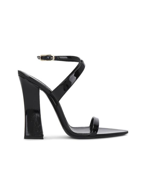 Eva Sandal